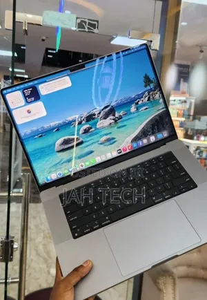 New Laptop Apple MacBook Pro 2021 M1 16GB Apple M1 Pro SSD 1T