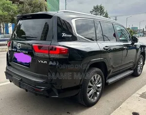 New Toyota Land Cruiser 2023 Black