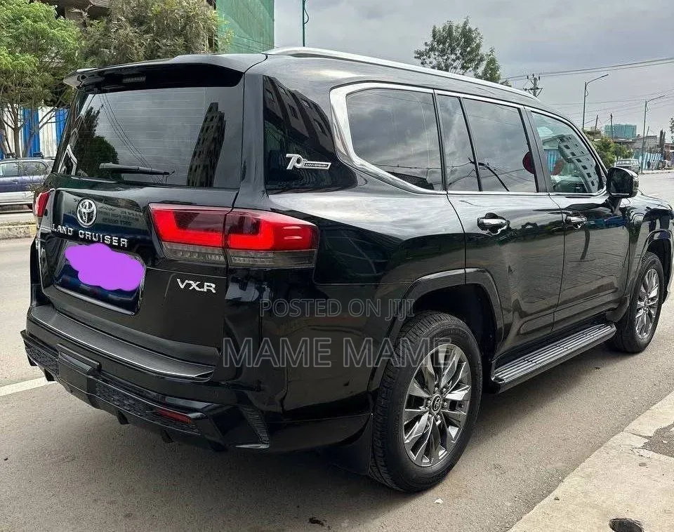 New Toyota Land Cruiser 2023 Black