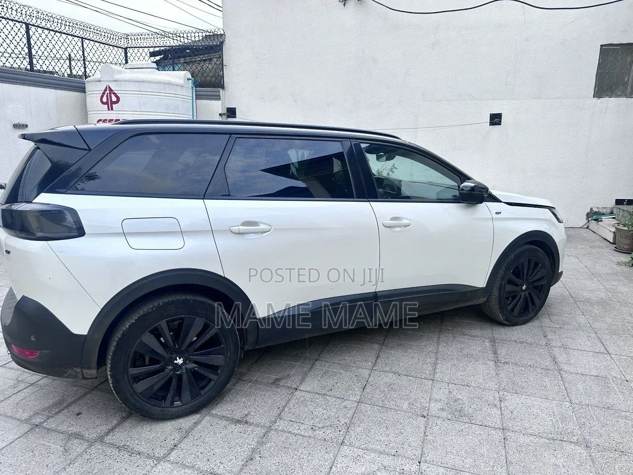 Peugeot 5008 2022 White