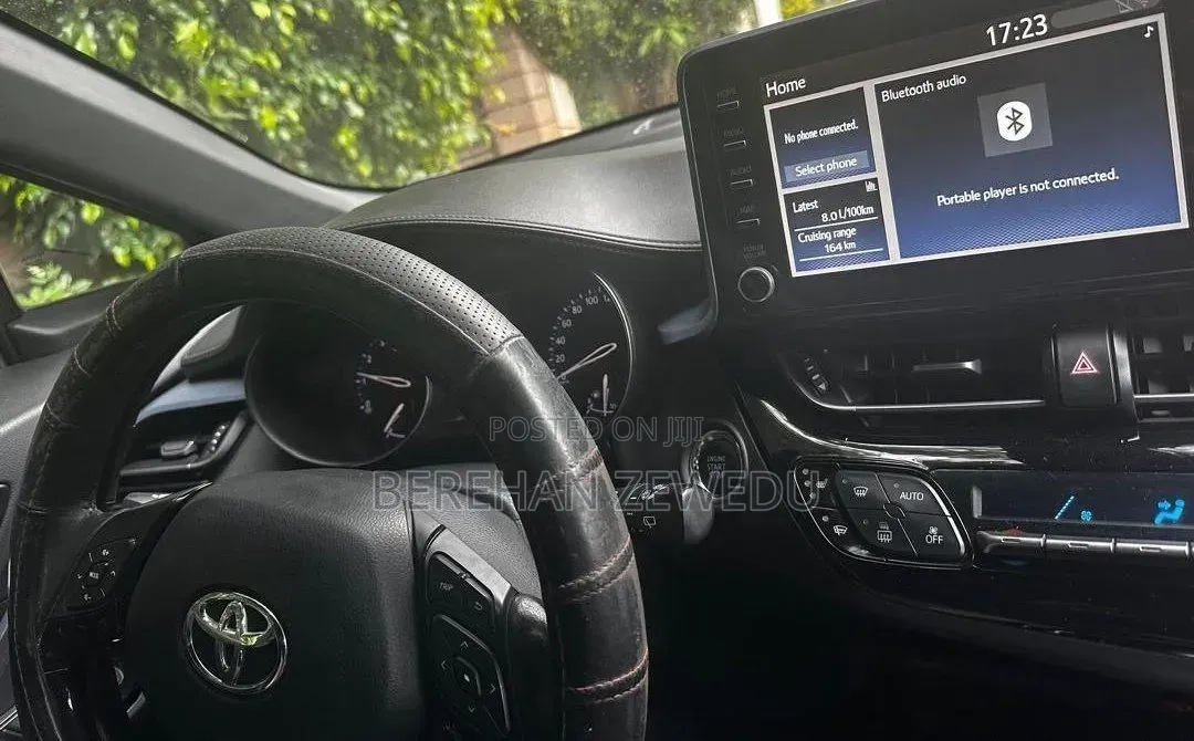 Toyota C-HR 2020 Gray