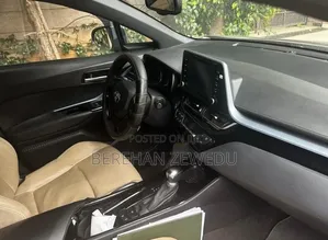 Toyota C-HR 2020 Gray