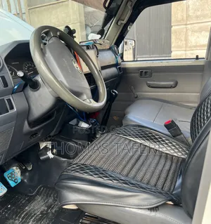 Toyota Land Cruiser 2020 White