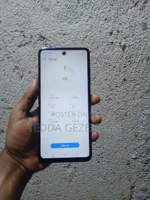 Tecno Spark 20 128 GB Blue