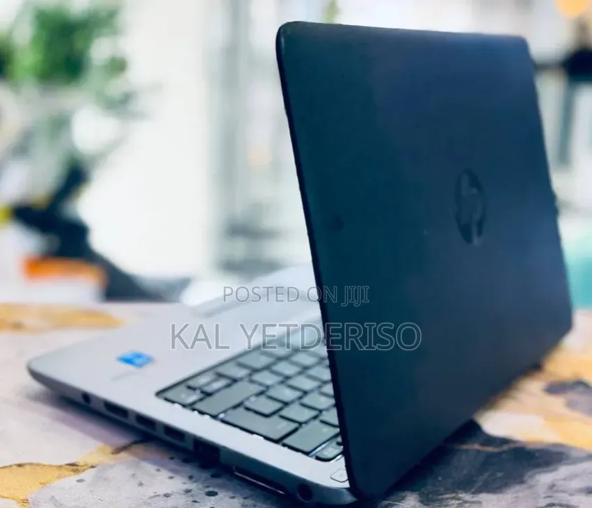 New Laptop HP EliteBook 820 G2 8GB Intel Core i5 SSD 500GB