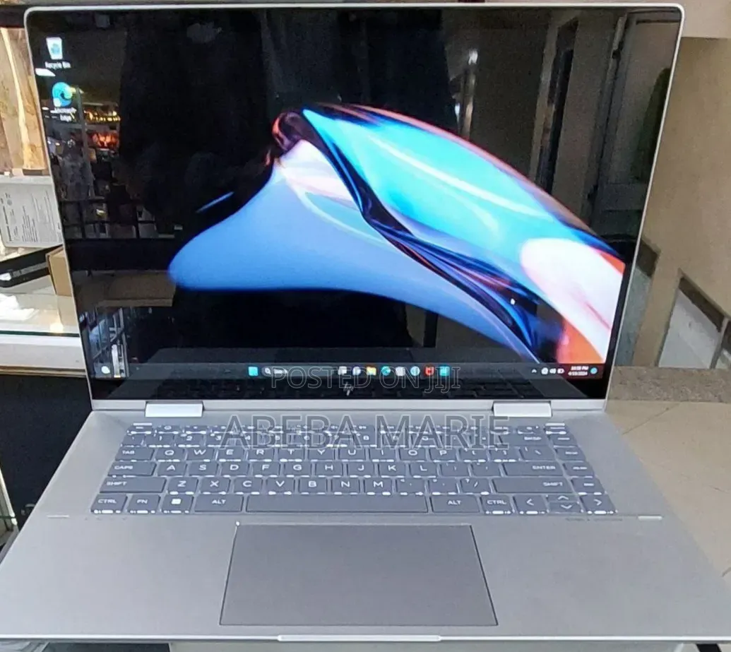 New Laptop HP Envy x360 16GB Intel Core i7 SSD 1T