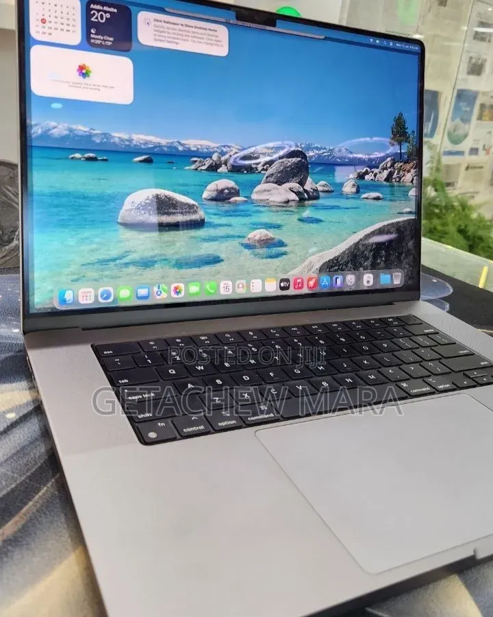 New Laptop Apple MacBook Pro 2021 M1 16GB Apple M1 Pro SSD 1T