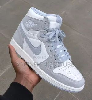Nike Air Jordan 1 Mid Se Light Grey / White