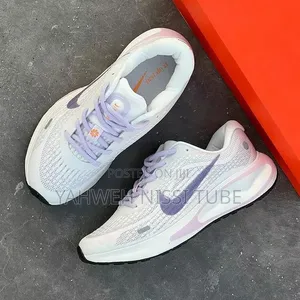 Nike Journey Run Road Running White/Barely
