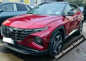 Hyundai Tucson 2022 Red