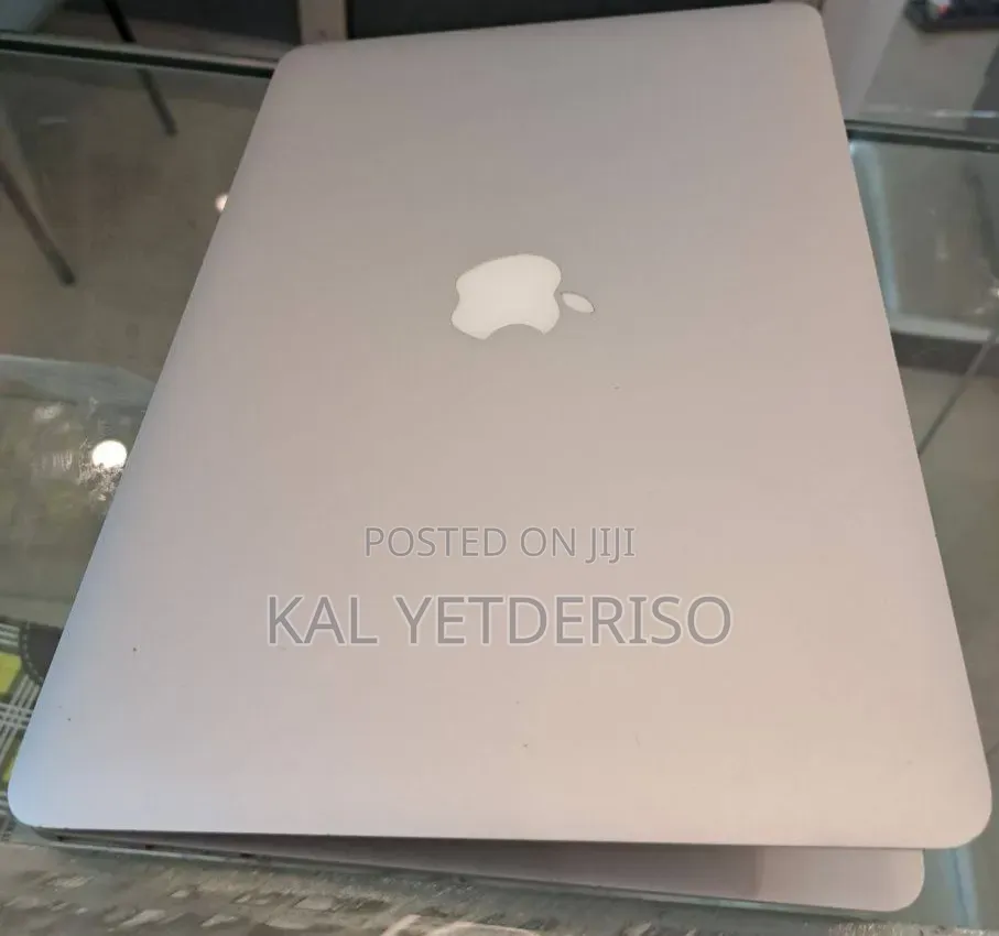 New Laptop Apple MacBook Air 2017 8GB Intel Core i5 SSD 128GB