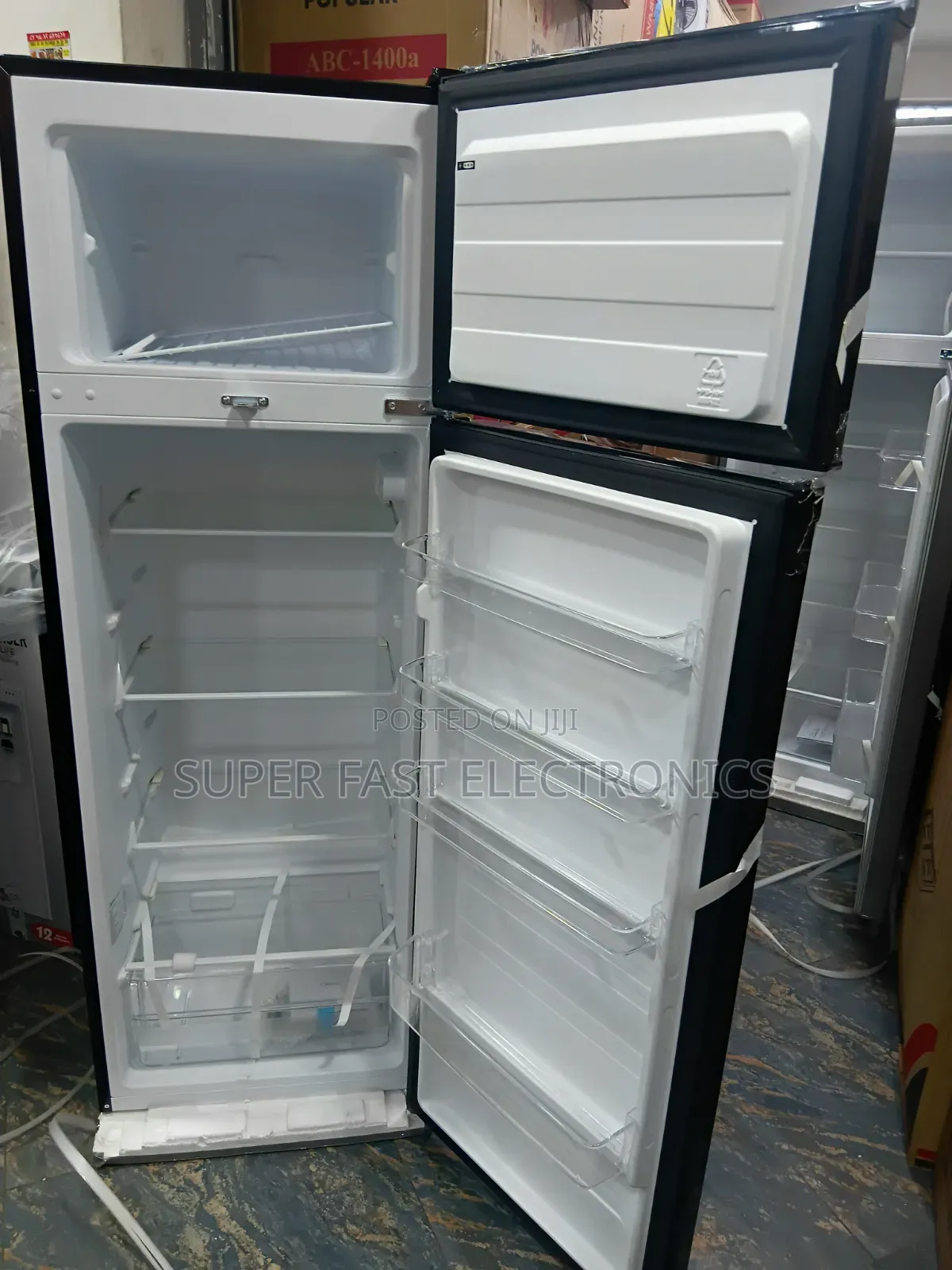 Midea Refrigerator 333.Double Door Designed