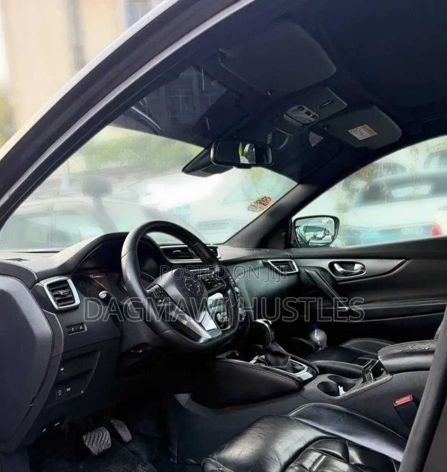 Nissan Qashqai 2018 Black