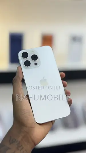 Apple iPhone 15 Pro Max 256 GB White