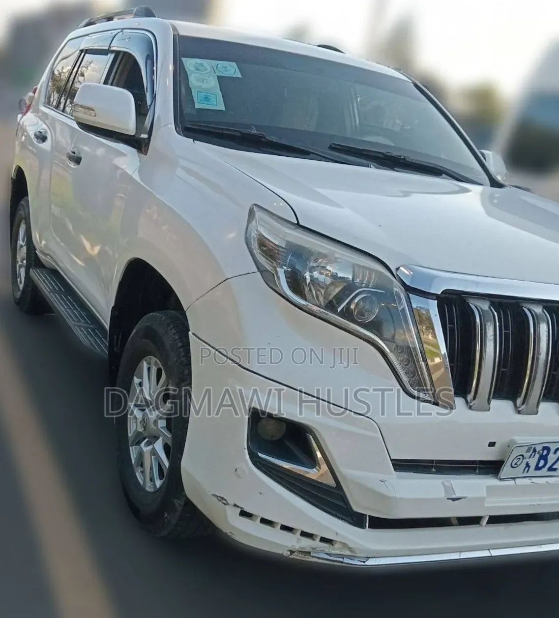 Toyota Land Cruiser Prado 2011 White