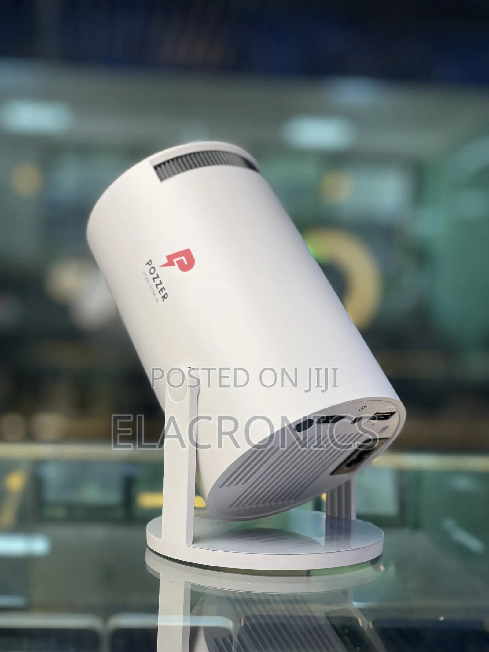 Pozzer Hy300 Projector