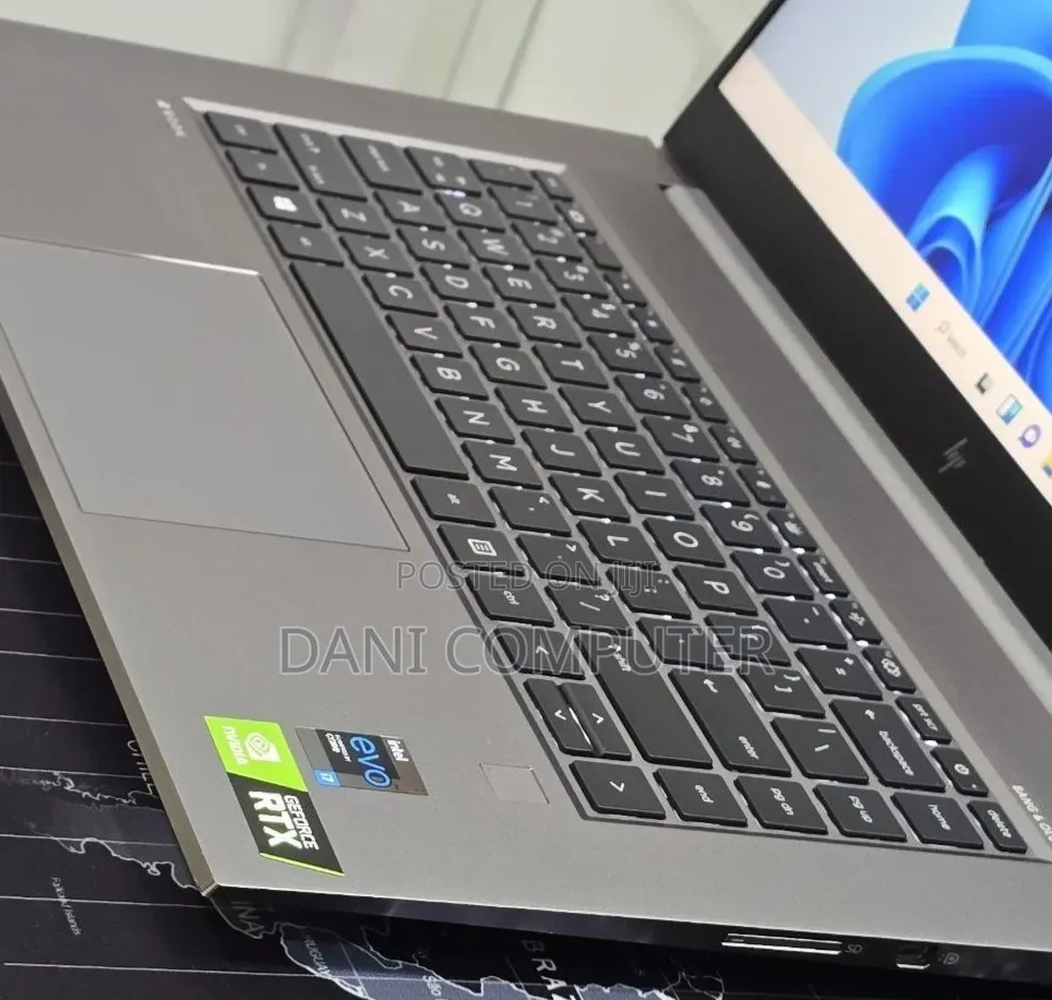 New Laptop HP ZBook 15 32GB Intel Core i7 SSD 512GB