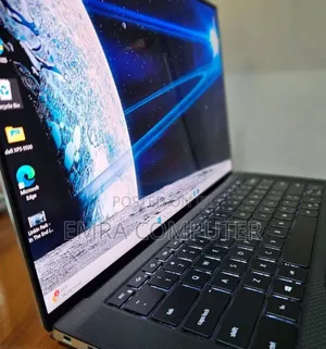 New Laptop Dell XPS 15 32GB Intel Core i7 SSD 512GB