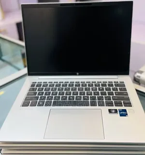 New Laptop HP EliteBook 840 G9 16GB Intel Core i5 SSD 512GB