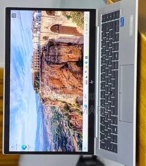 New Laptop HP EliteBook 840 G8 16GB Intel Core i5 SSD 512GB