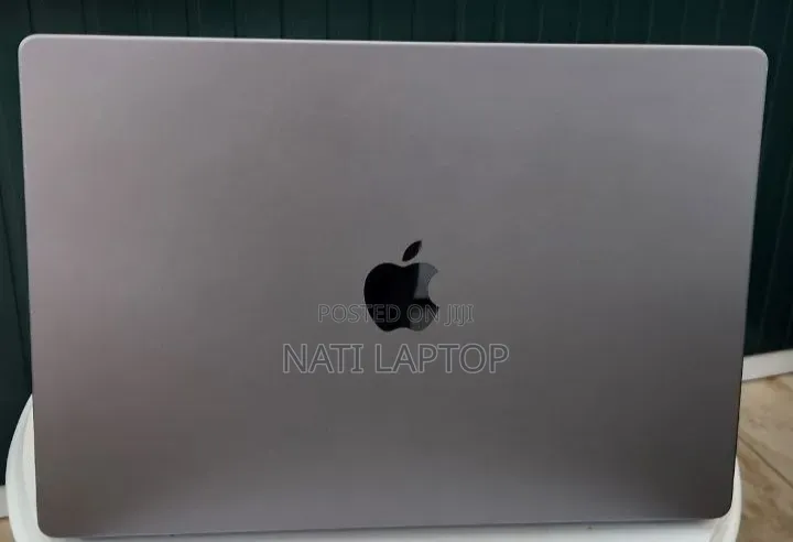 New Laptop Apple MacBook Pro 2021 M1 16GB Apple M1 Pro SSD 1T