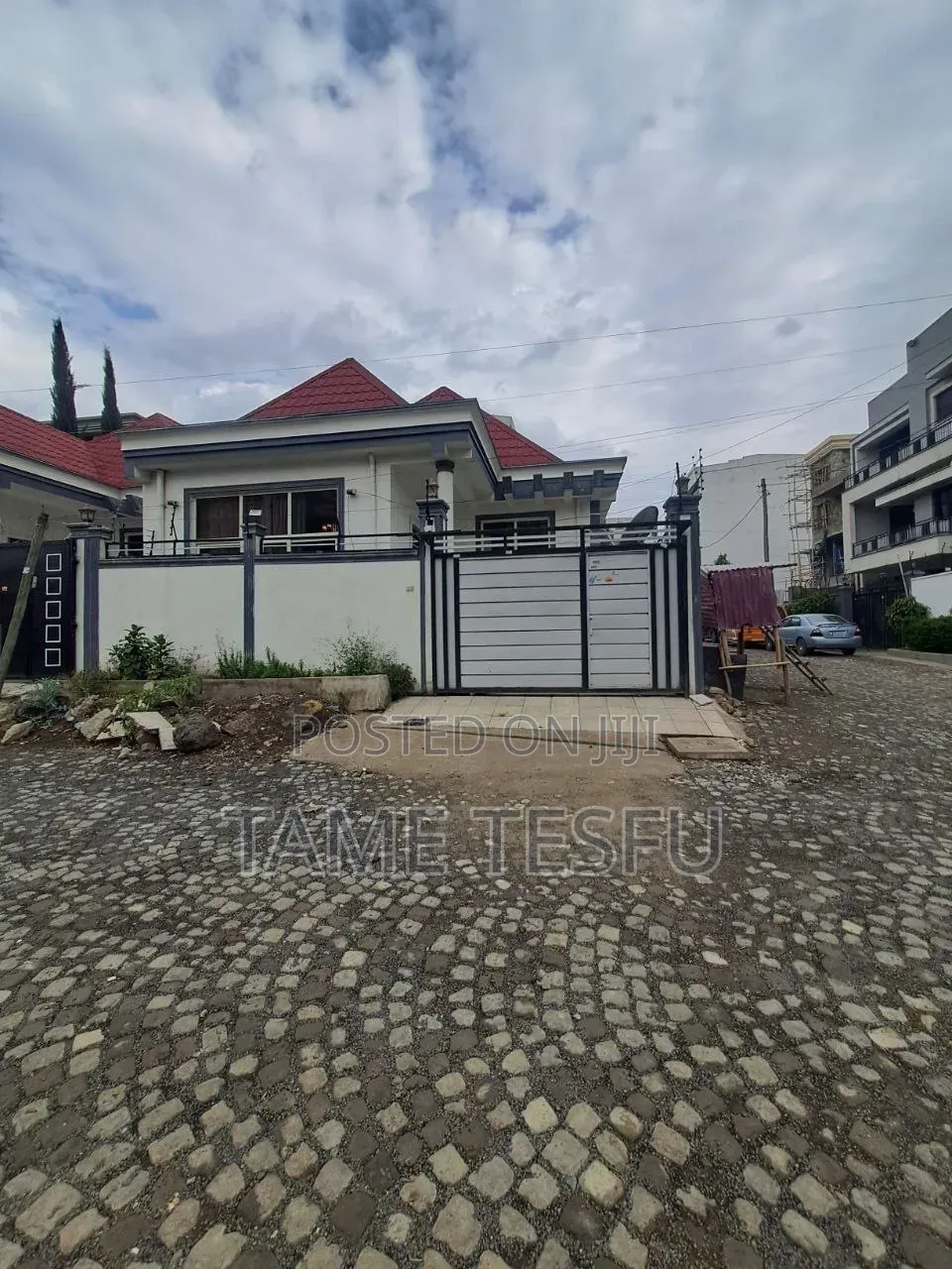 Furnished 3bdrm Villa in ሰሚት, Bole for sale