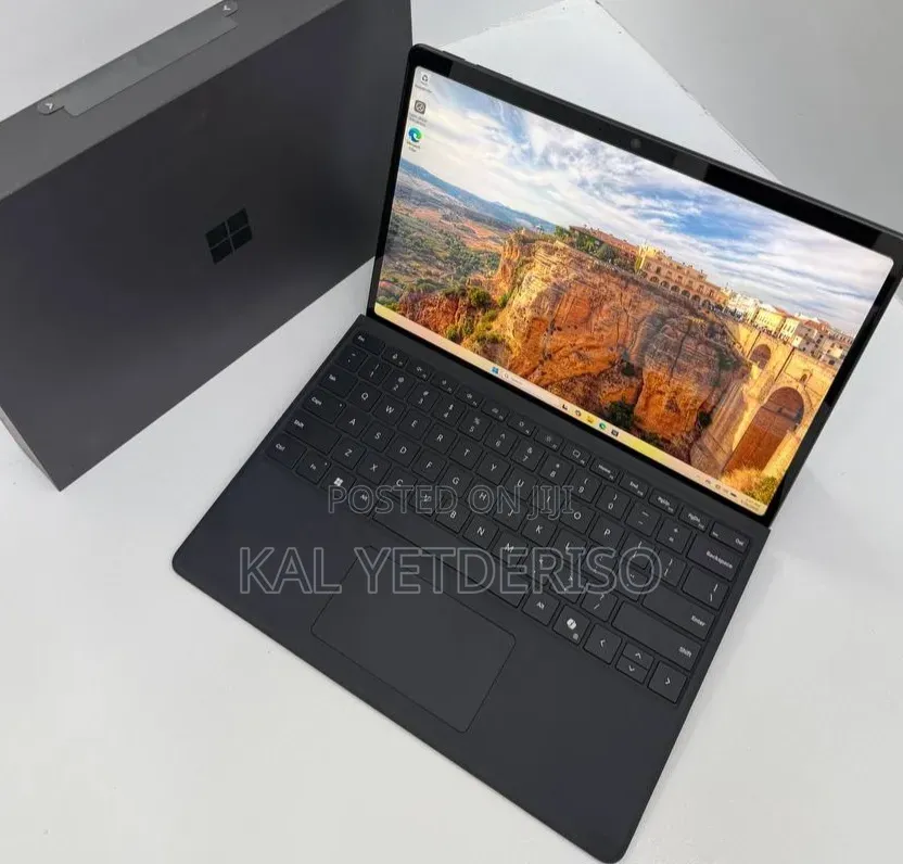 New Laptop Microsoft Surface Pro 10 16GB SSD 512GB