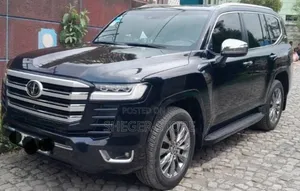 Toyota Land Cruiser 2022 Black