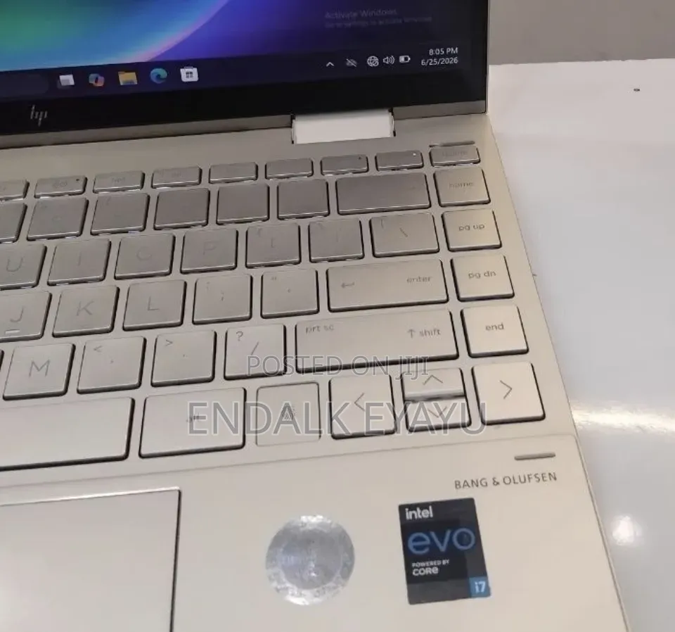 New Laptop HP Envy X360 8GB Intel Core i7 SSD 512GB