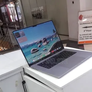 New Laptop Apple MacBook Pro 32GB Apple M1 Pro SSD 1T