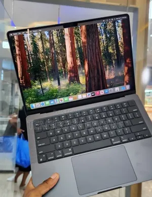 New Laptop Apple MacBook Pro 2023 M3 Pro 16GB Apple M3 Pro SSD 512GB