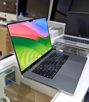 New Laptop Apple MacBook Pro 32GB Apple M1 Max SSD 1T