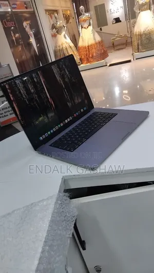 New Laptop Apple MacBook Pro 2021 M1 Max 32GB Apple M1 Max SSD 1T