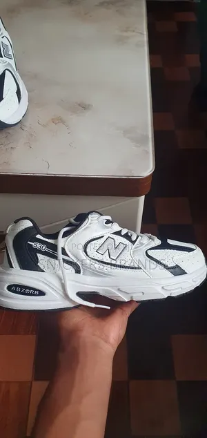 New Balance 530