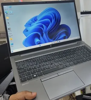 New Laptop HP ZBook 15 16GB Intel Core i7 SSD 512GB