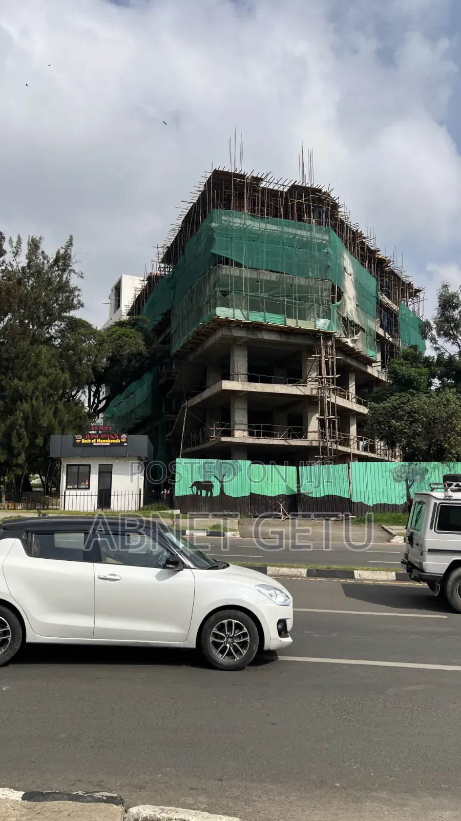 1bdrm Apartment in ጀንቦሮ ሪልስቴት, Bole for sale