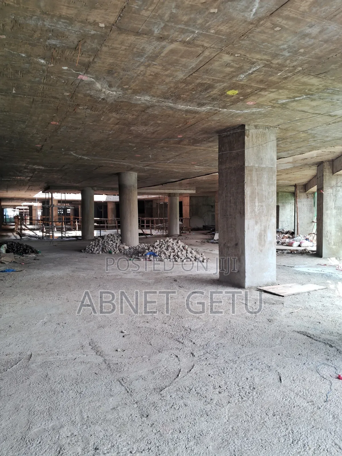 1bdrm Apartment in ጀንቦሮ ሪልስቴት, Bole for sale