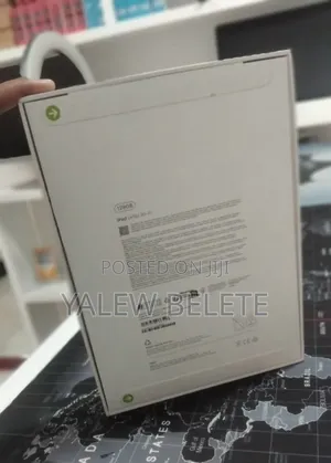 New Apple iPad (2025) 128 GB