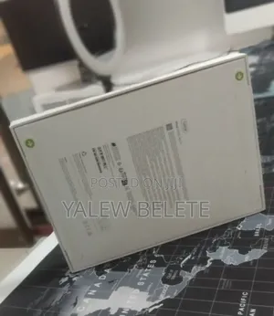 New Apple iPad (2025) 128 GB