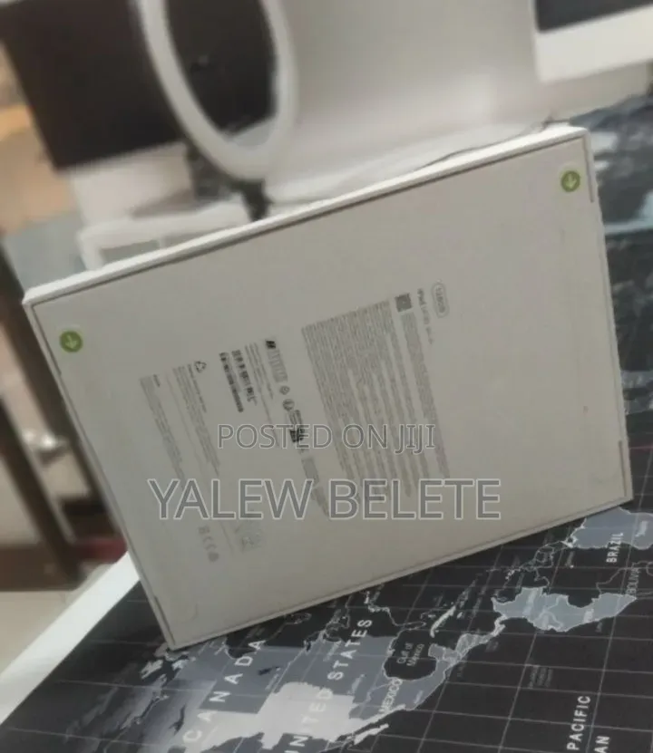 New Apple iPad (2025) 128 GB