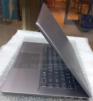 New Laptop HP Envy X360 13z 16GB Intel Core Ultra 7 SSD 512GB