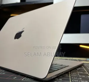 New Laptop Apple MacBook Air 2022 M2 8GB Apple M2 SSD 256GB