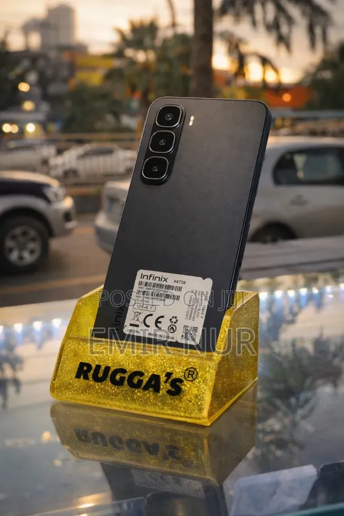 New Infinix Hot 60i 128 GB Black
