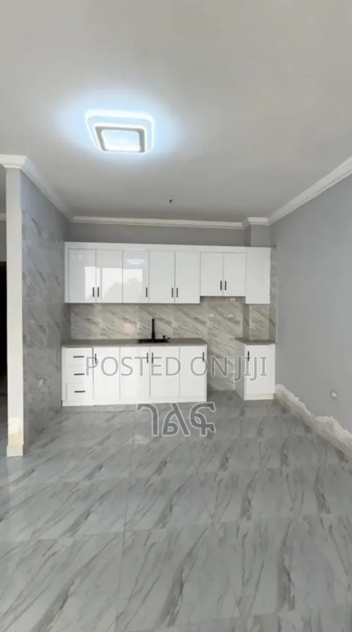 2bdrm Apartment in መገናኛ : ግብርና ሚኒስተር –, Bole for sale
