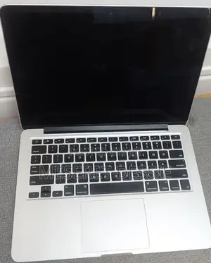 New Laptop Apple 8GB Intel Core i5 SSD 256GB