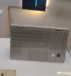 New Laptop HP Envy x360 8GB Intel Core i7 SSD 512GB
