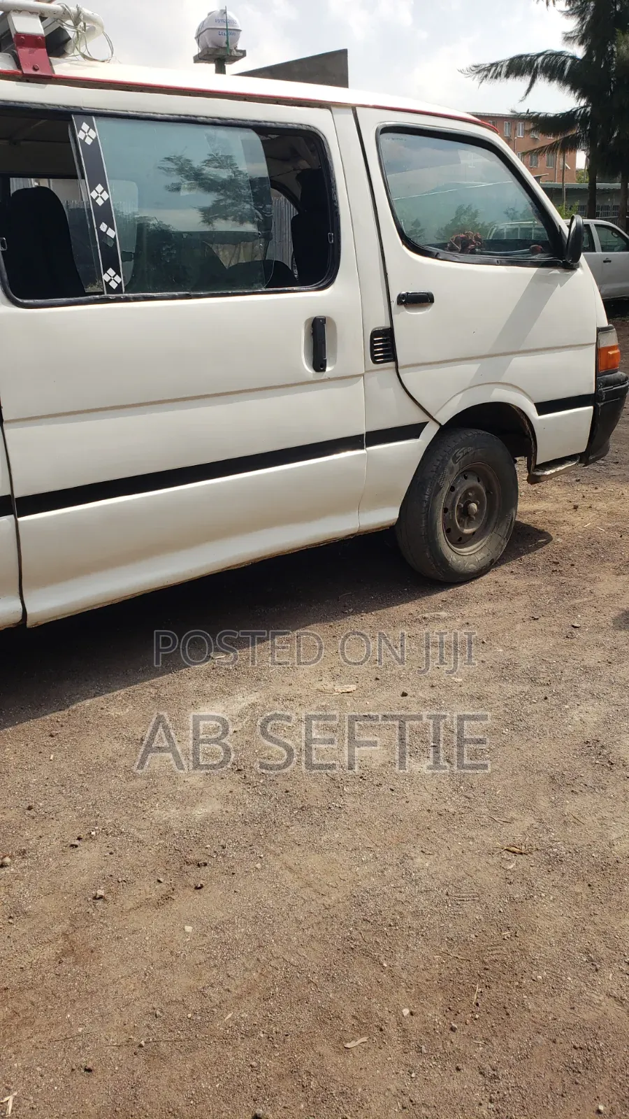 Toyota Celsior 1998 White