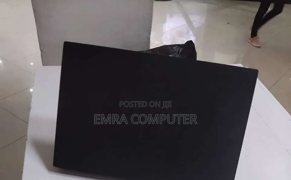 New Laptop Asus 16GB Intel Core i9 SSD 512GB
