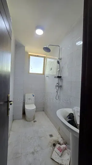 2bdrm Condo in አያት, Bole for rent