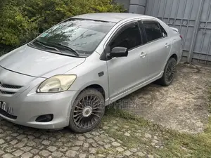 Toyota Yaris 2007 Silver